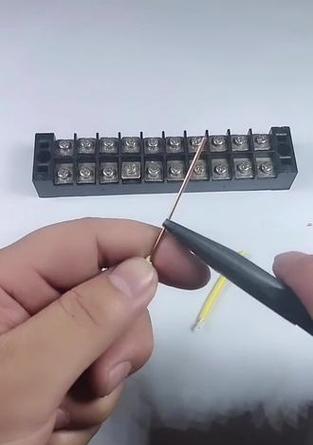 凯旋接充电器接线步骤是什么？接线后如何使用？