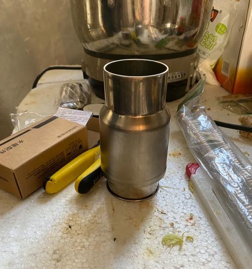 热水器弯头垫子拆卸困难吗？拆卸步骤和技巧是什么？