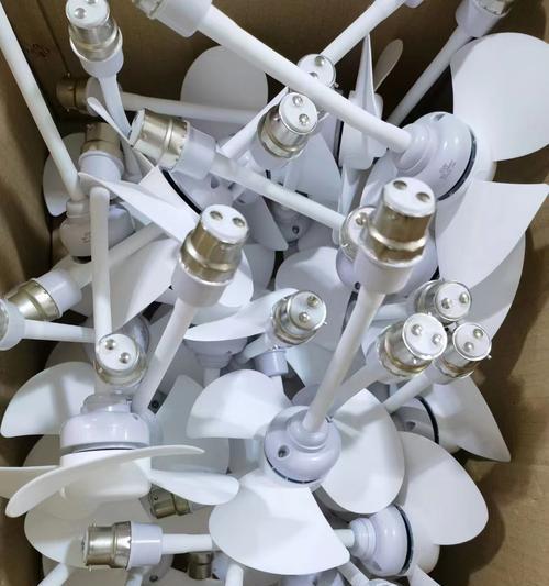 带灯螺口电风扇的名称是什么？