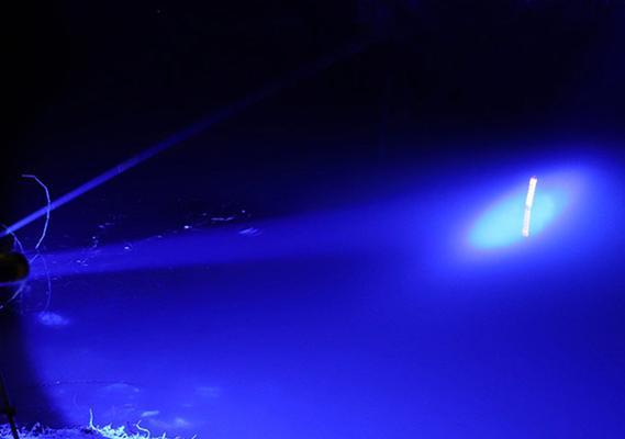 宇宙炮头灯充电器使用指南？使用中遇到问题如何解决？