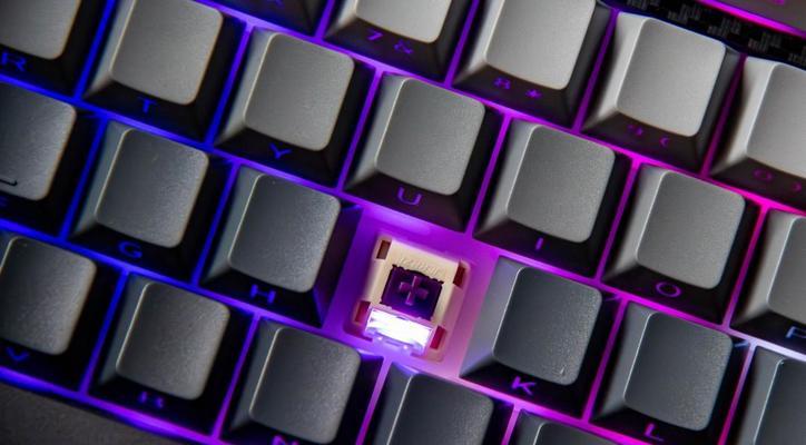 这种全是纹路的键盘有什么特别之处？它适合什么人群使用？