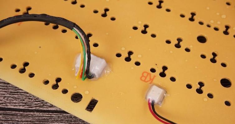 键盘pcb板线材功能是什么？