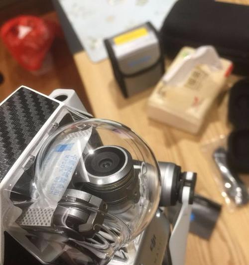 散热器如何防止镜头起雾？有效方法是什么？