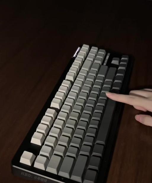 迈从g75切换到mac系统的方法是什么？