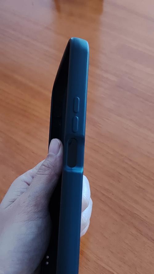 x40荣耀双面手机壳拆卸方法是什么？