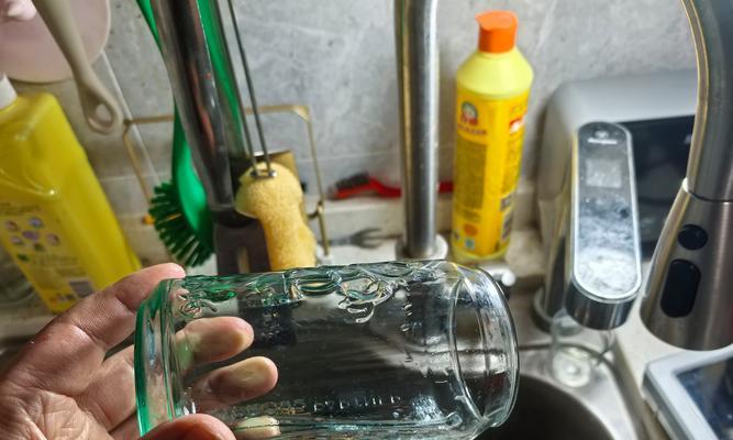 洗碗机积水问题解决办法（修复洗碗机积水问题的关键步骤及维修方法）