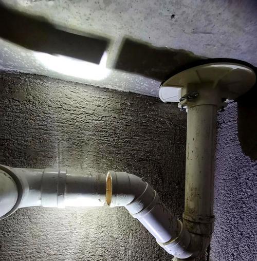 解决热水器下水管堵塞的方法（针对热水器下水管堵塞问题的应对措施）